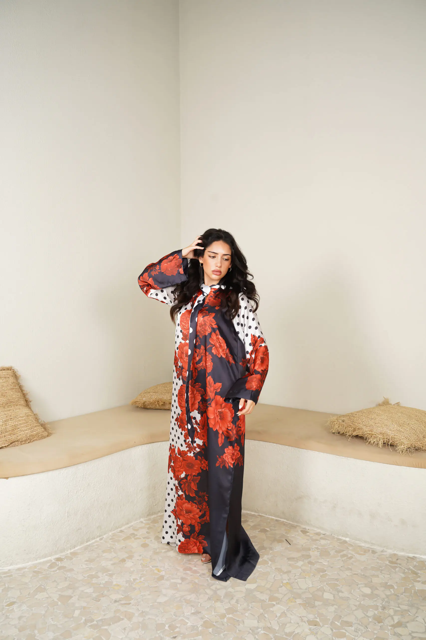Rouge Elegance Kaftan - Image 4