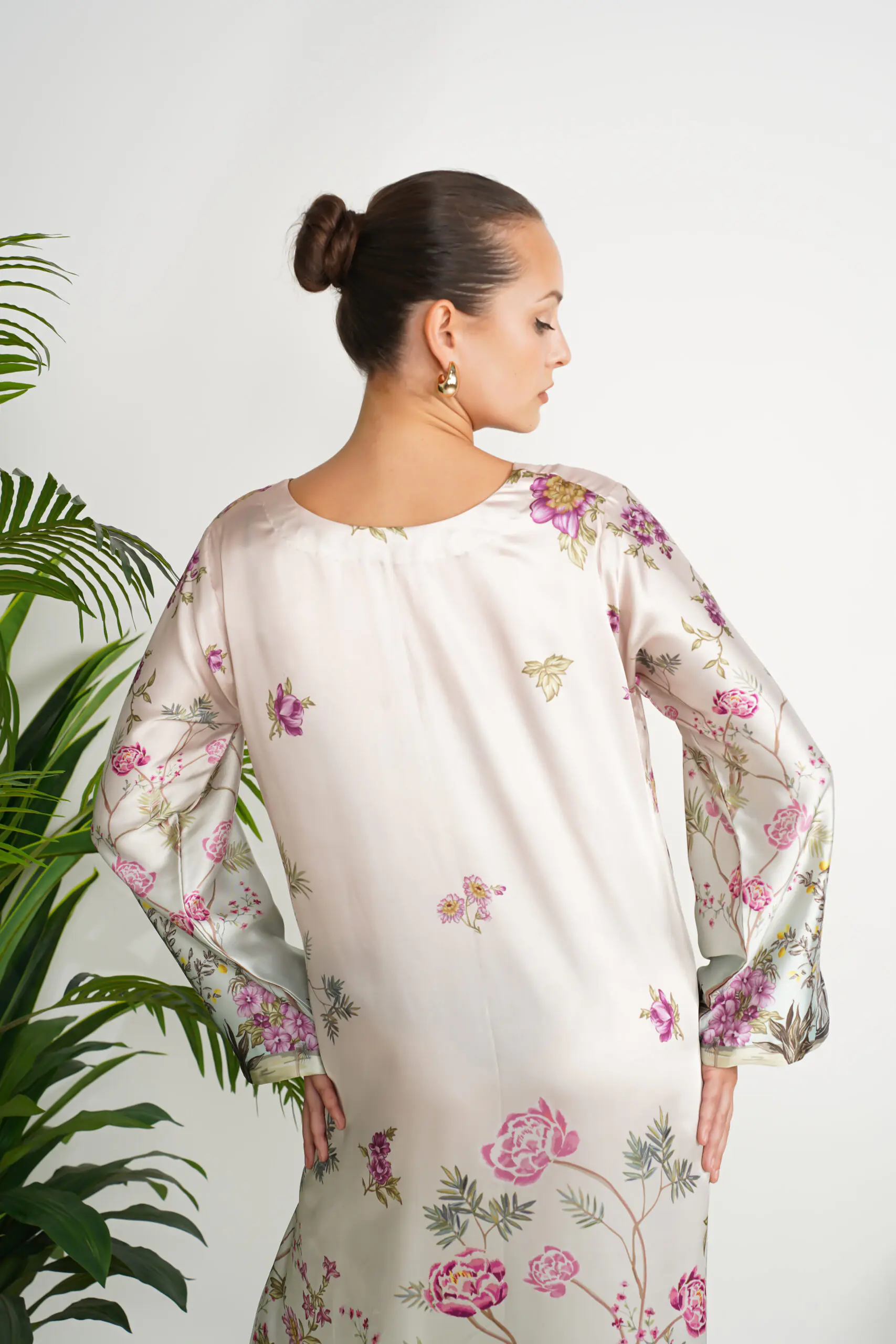 Ivory Garden Kaftan - Image 6