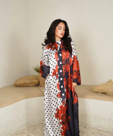 Rouge Elegance Kaftan