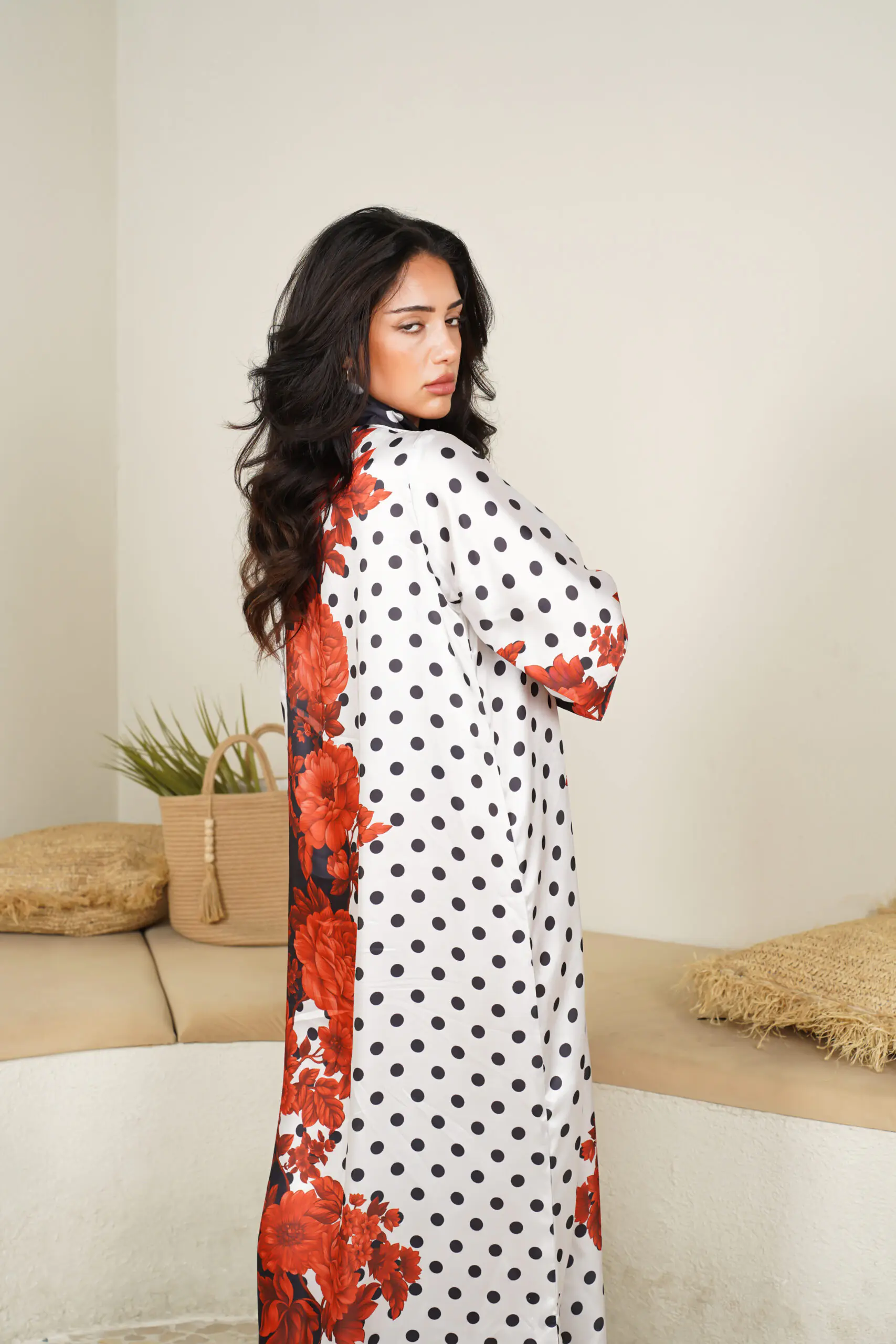 Rouge Elegance Kaftan - Image 5