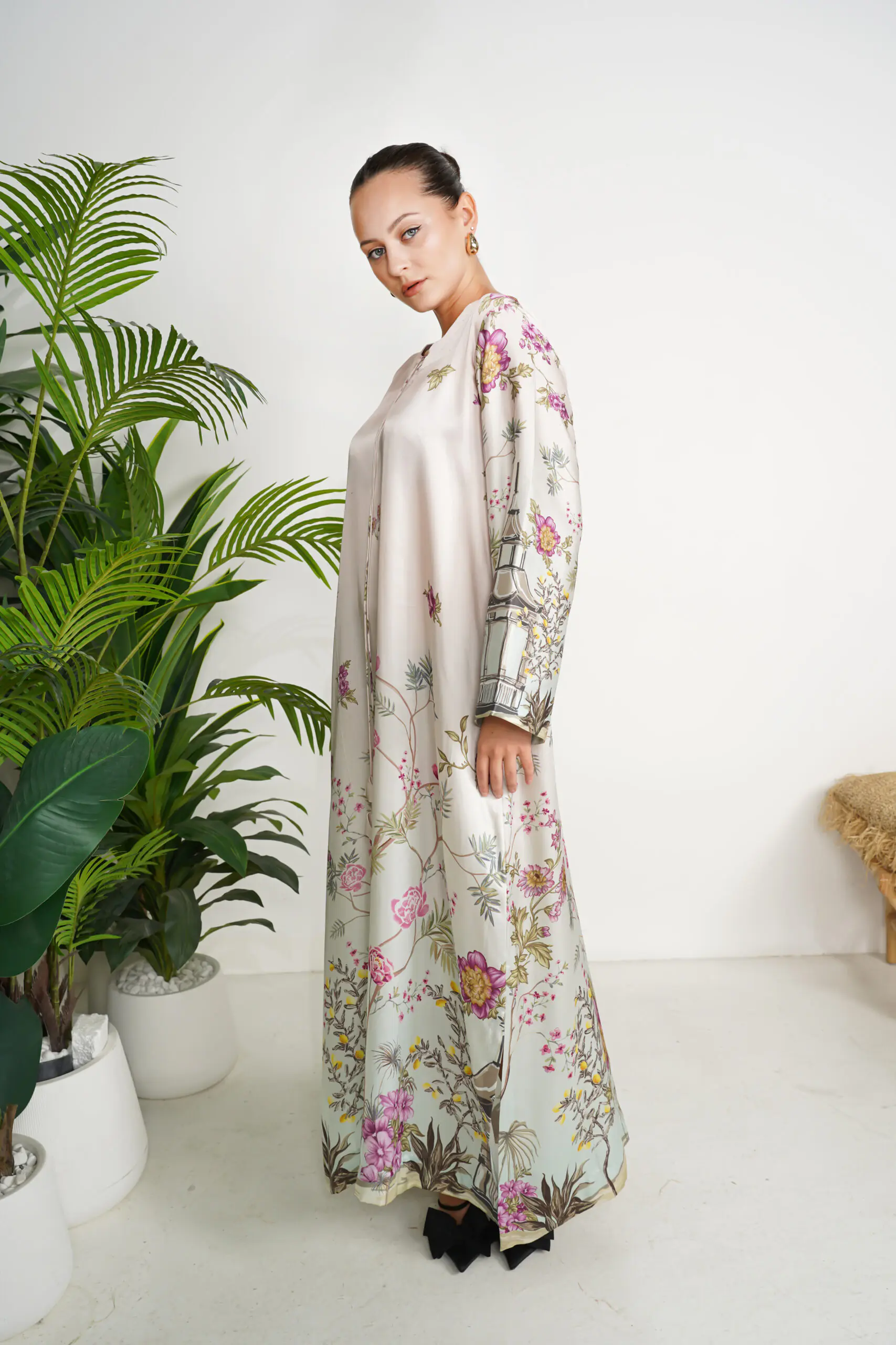 Ivory Garden Kaftan - Image 3
